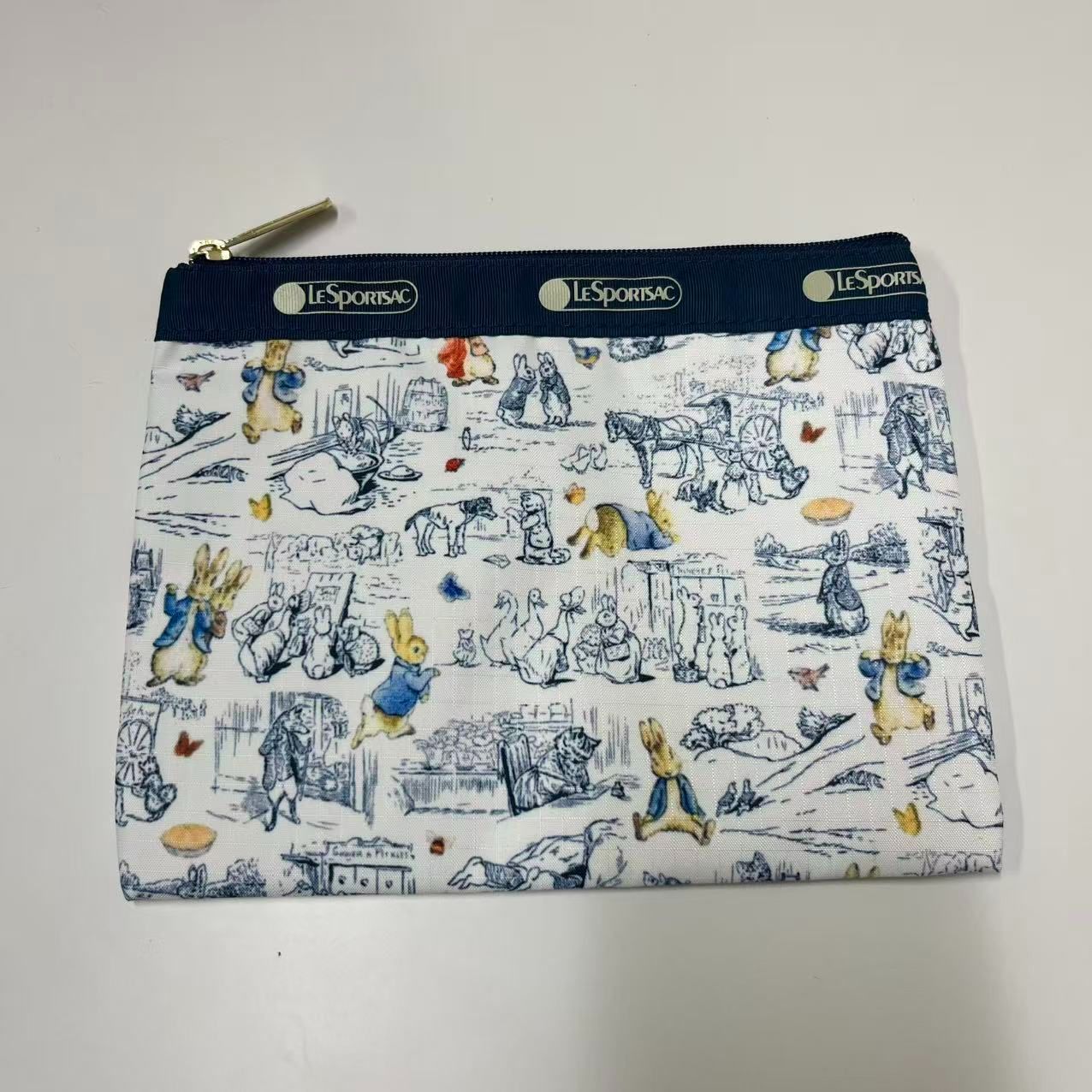 レスポートサック ショルダーバッグ ポーチ付き 7507 LeSportsac