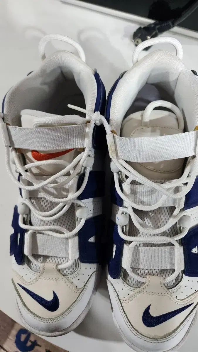 モア アップテンポ