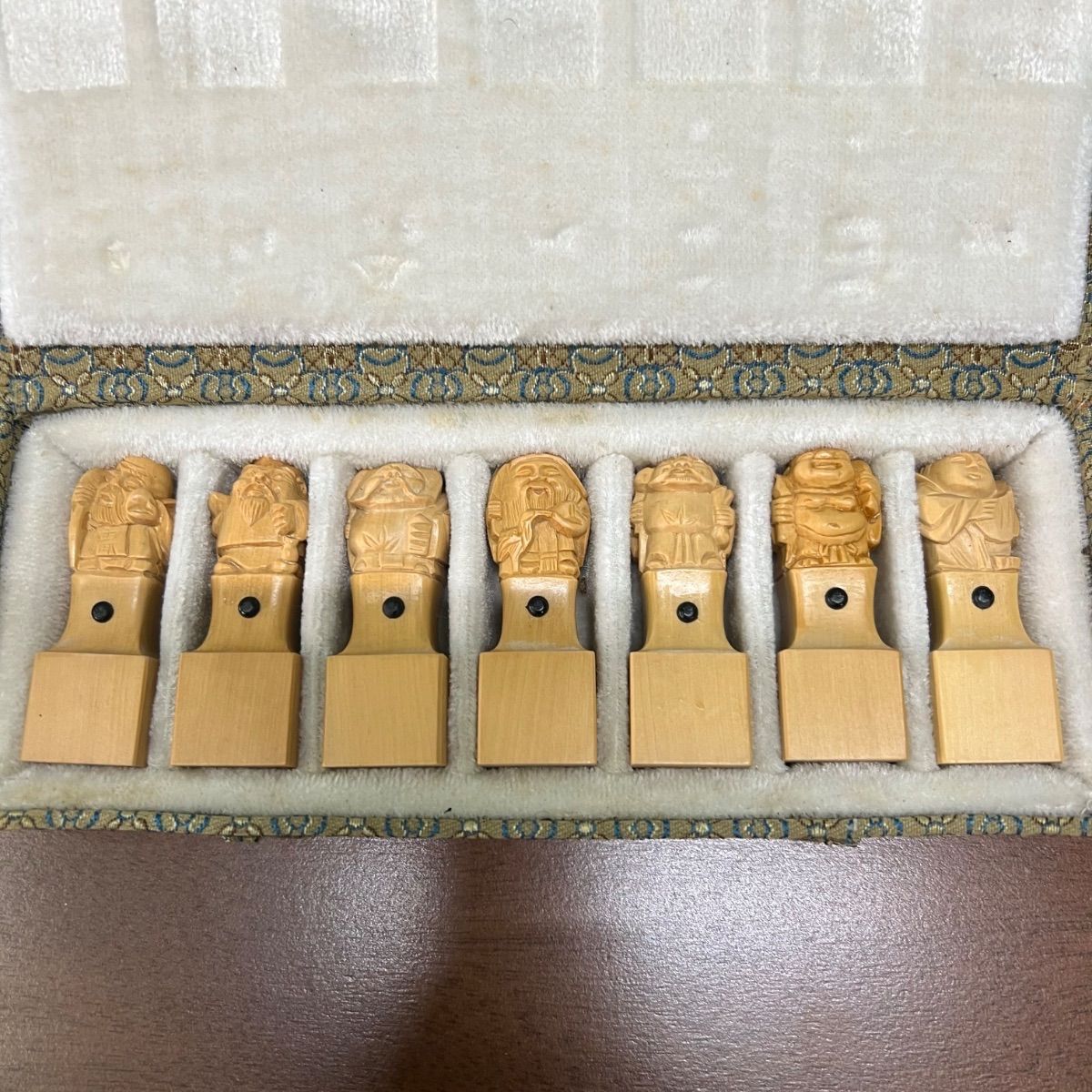 トルコ ヴィンテージラグ A66 大判 レア ベージュ ネイビー オーバーダイ