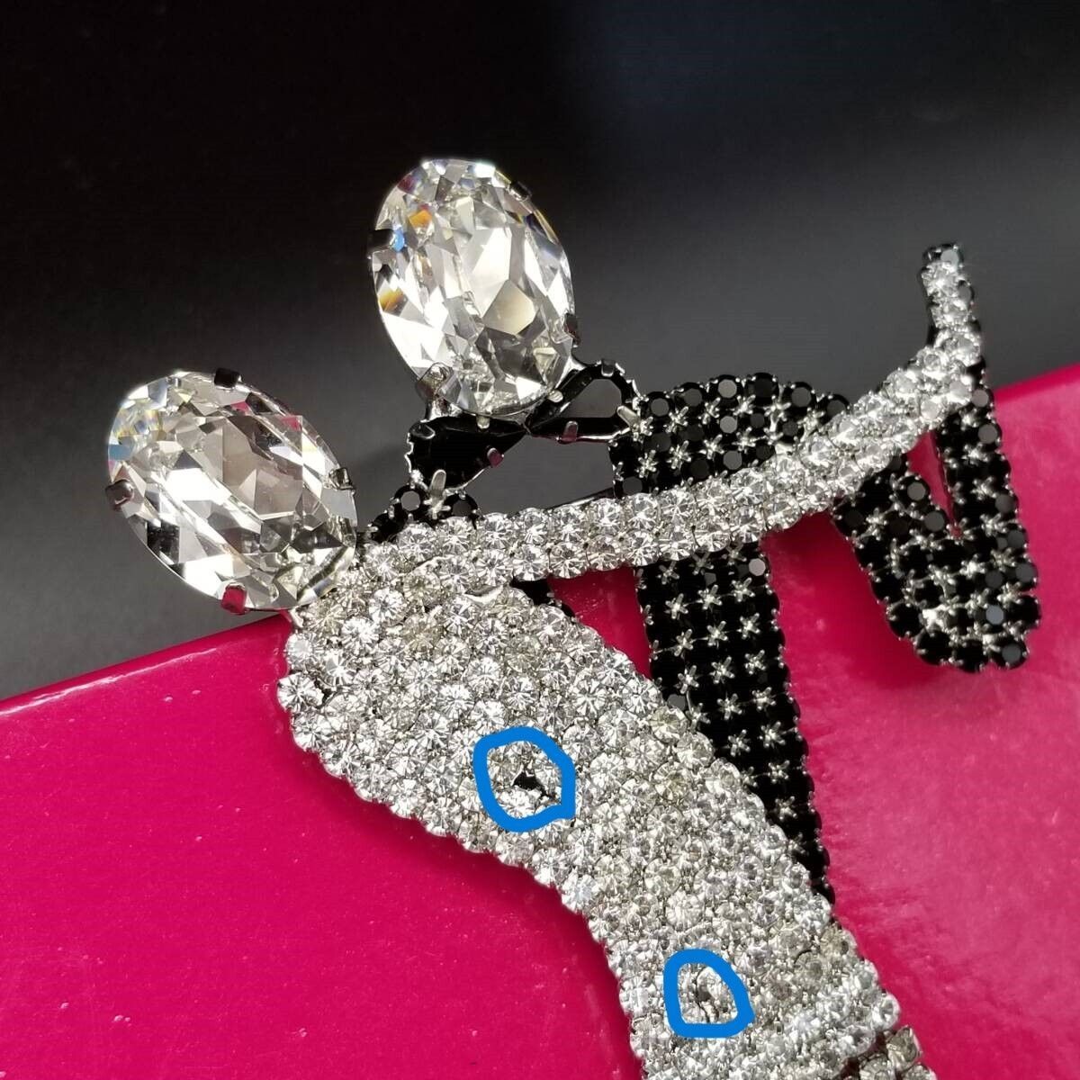 Butler & Wilson 英国 ダンスをする男女 ラインストーン ブローチ