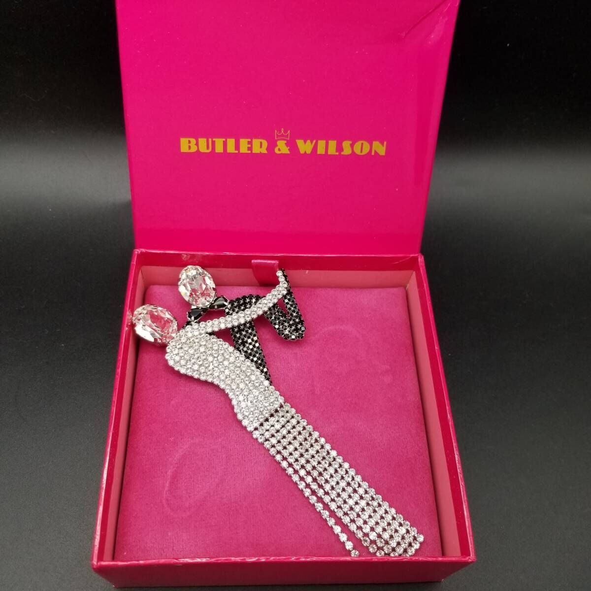 Butler & Wilson 英国 ダンスをする男女 ラインストーン ブローチ 小売