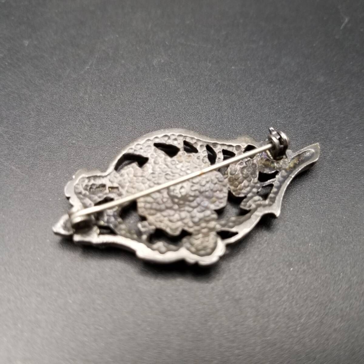 1993年 英国 ヴィンテージ お花の絵 925 シルバー フラワー ブローチ