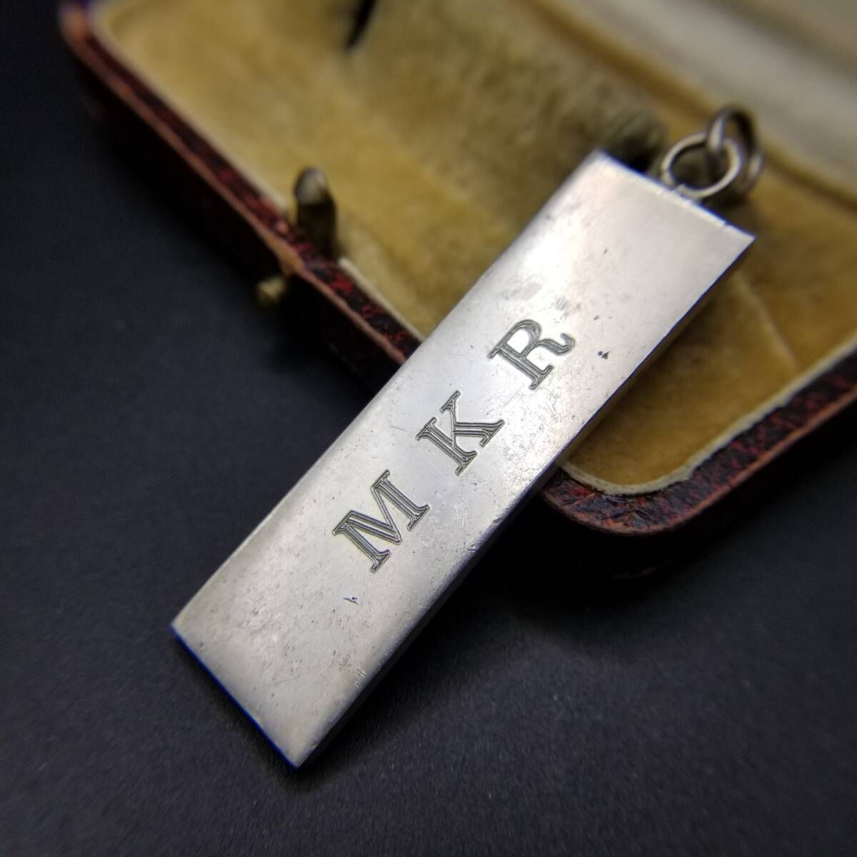 2000年 英国 ヴィンテージ ミレニアム 長方形バー 925 シルバー