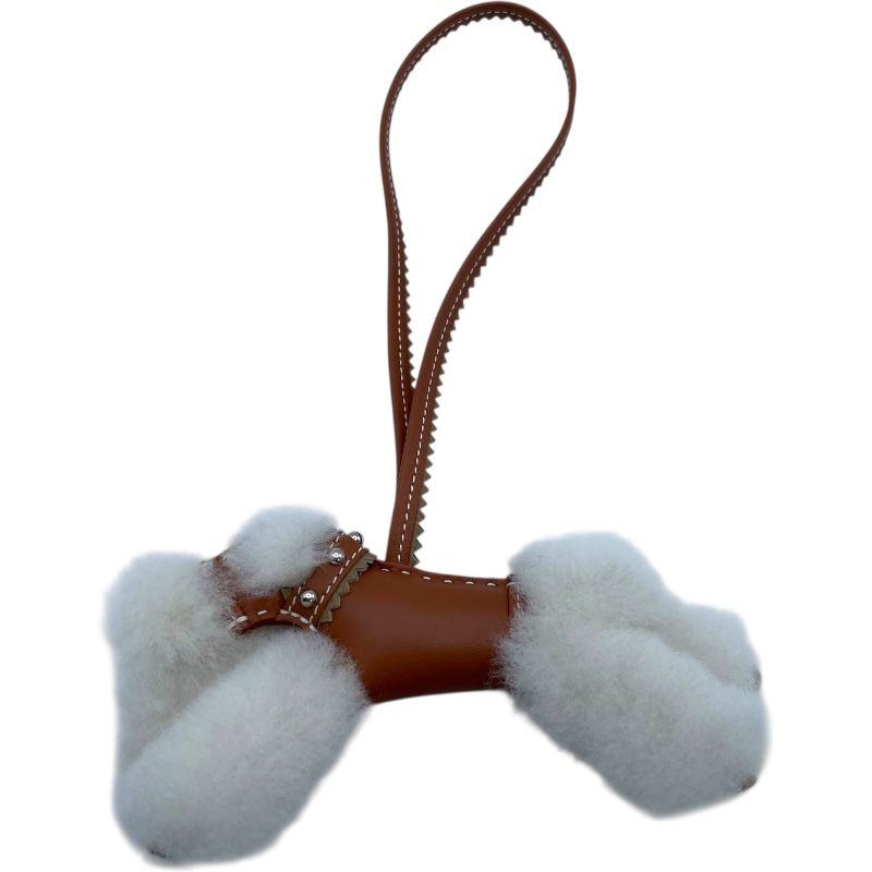 エルメス HERMES バディチャーム K刻 ゴールド エクリュ ムートン アニョーミロ レディース その他小物