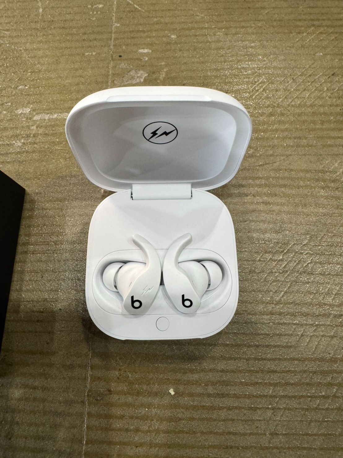 BEATS×FRGMENT イヤホン ワイヤレスイヤホン ワイヤレスイヤホン 骨伝導イヤホン イヤホン