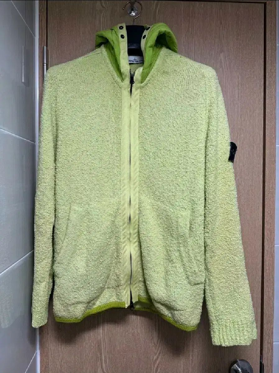 98aw/STONE ISLAND/グリーンエッジ/ケーブルニット/黒/L STONE ISLAND Lambswool Crewneck Knit  [正規品/ STONE ISLAND グリーン ニットセーター L