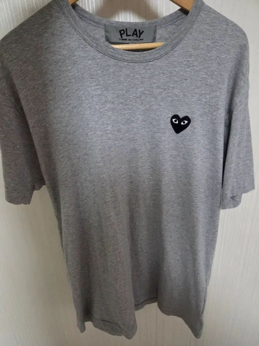 破格 コム デ ギャルソン ストライプ シャツ XL - グレー 半袖 ブラックワッペン XXL