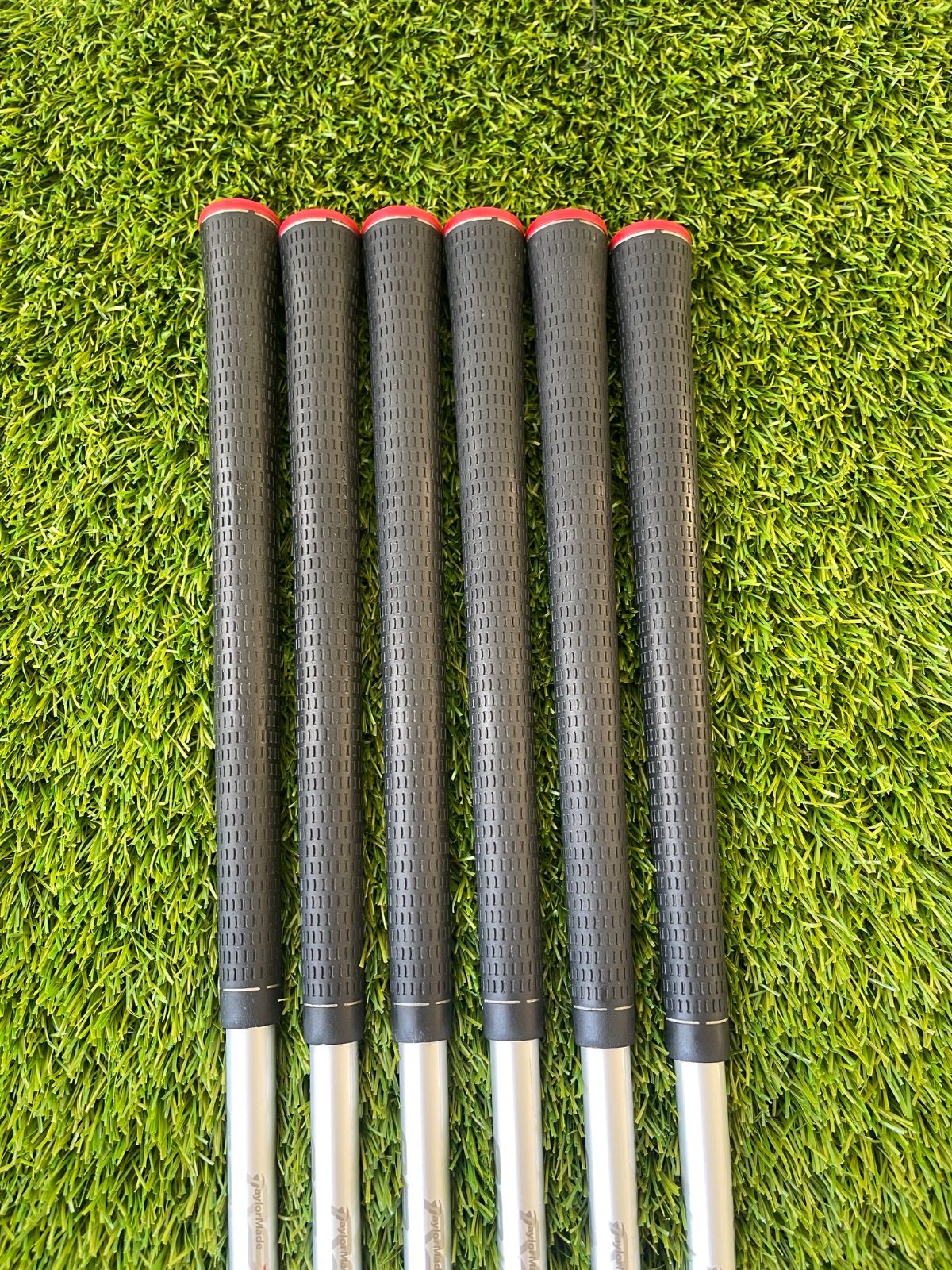 テーラーメイド アイアン 4本 右 TaylorMade R9 SUPER MAX カーボン