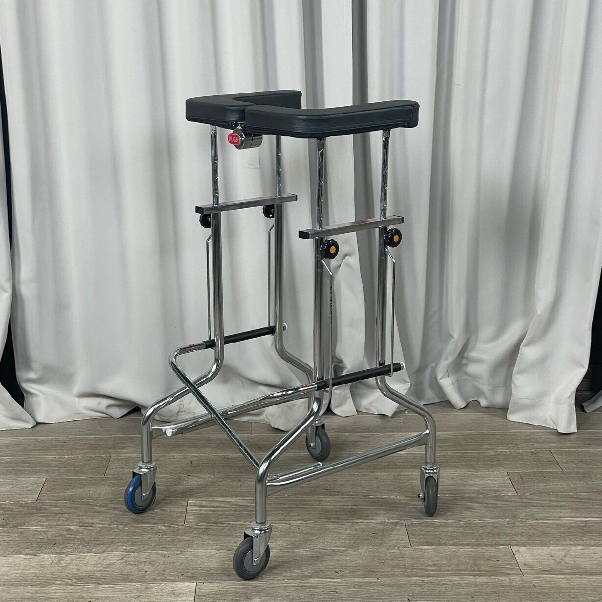 3145 アルコー 星光 1 S型 歩行器 歩行補助 神奈川県秦野市 A 2