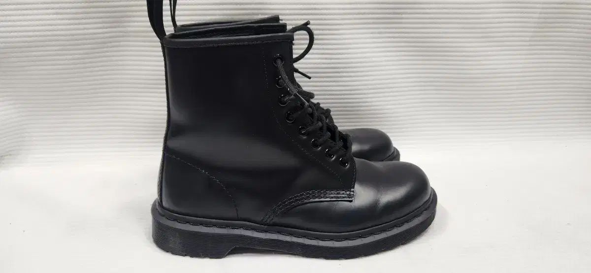 DR MARTENS ドクターマーチン 1460 MONO モノ