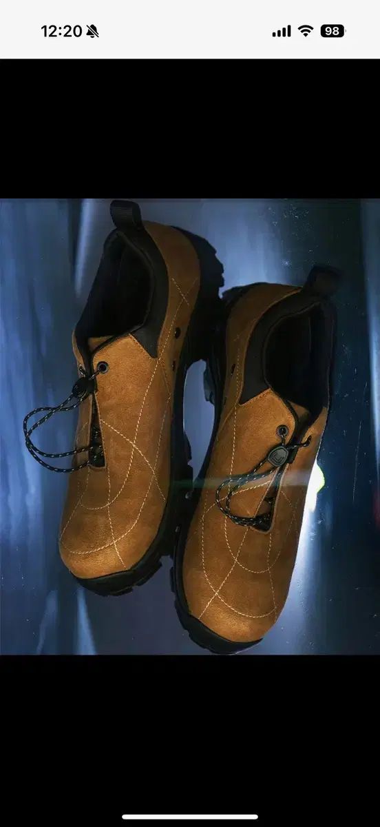 YASEフォレスト ハイキング シューズ マスタード 270