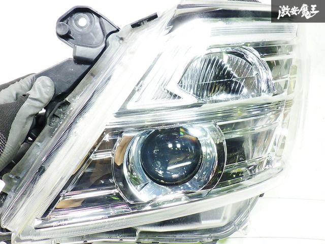 ☆点灯OK 良品 箱付☆ 日産 純正 NV350 E26 キャラバン 後期 LED