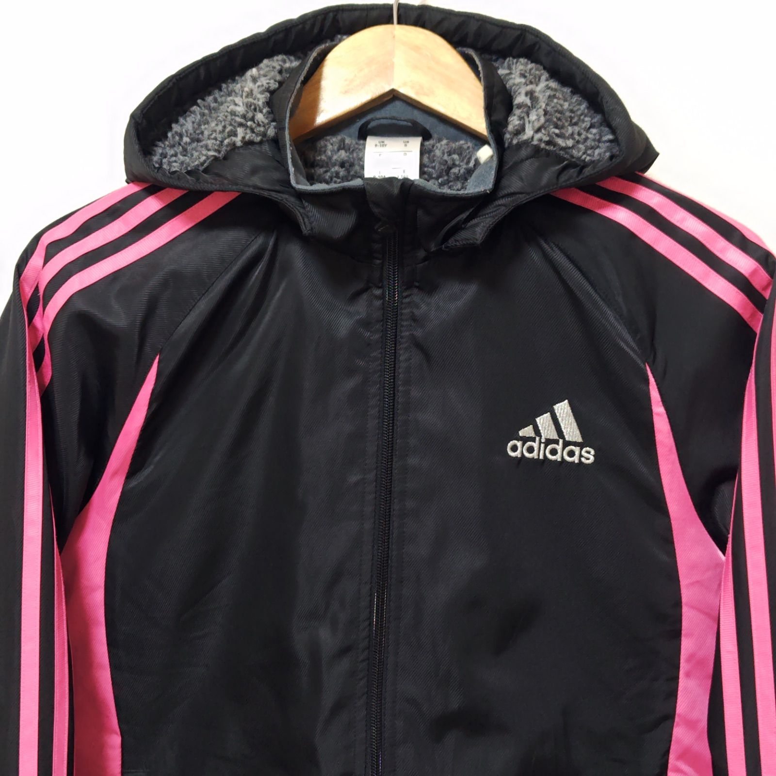 裏ボアと中綿入りでしっかり防寒◎【adidas】アディダス ベンチコート