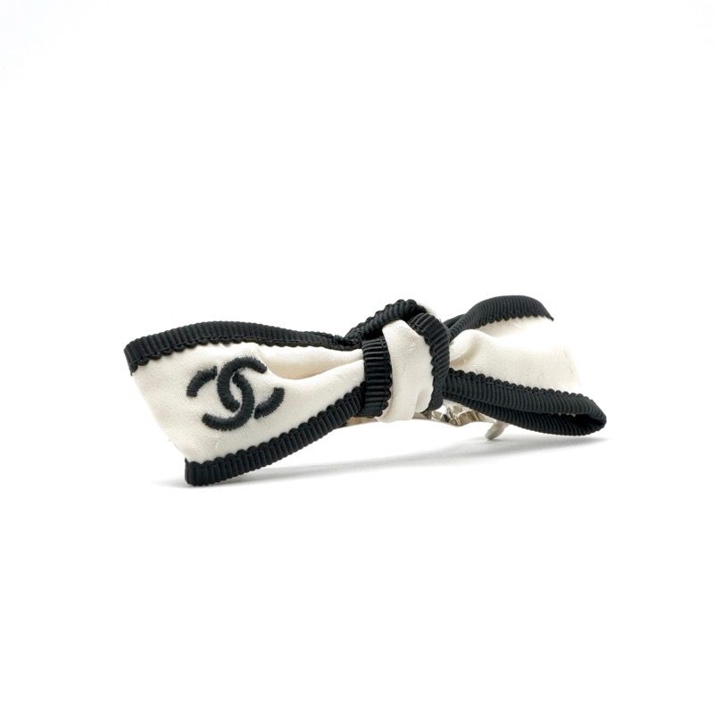 シャネル CHANEL ヘアアクセサリー アイボリー ブラック ココマーク