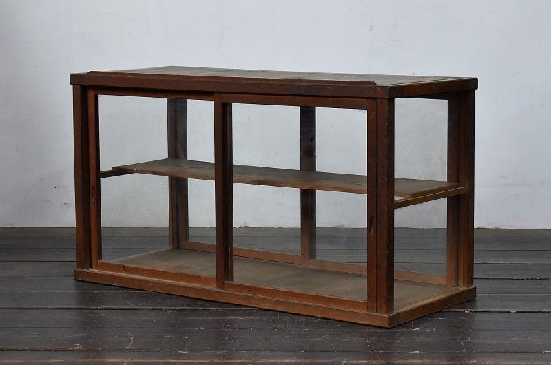 蔵C3012a 木製枠 前面４面ガラスケース 卓上ケース 店舗什器 ガラス棚 引取