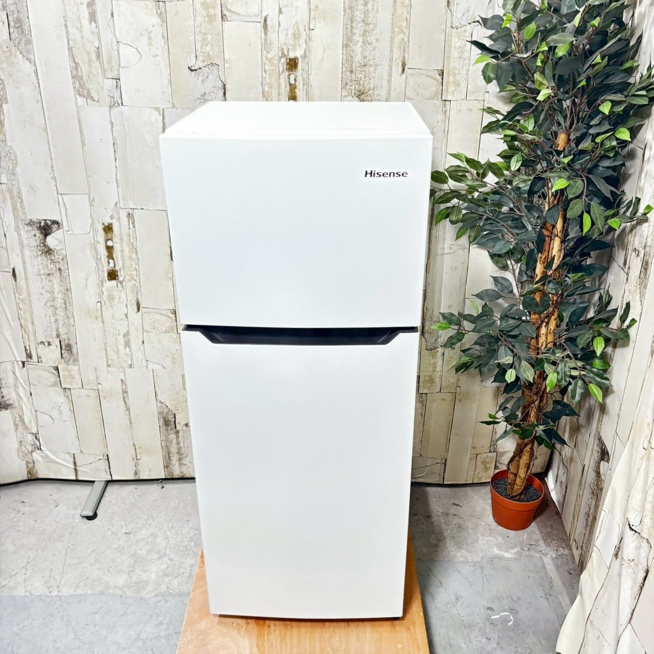 2020年製】 Hisense ハイセンス HR-B12C ノンフロン冷凍冷蔵庫 120L