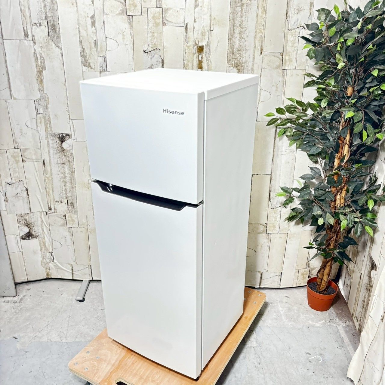 2020年製】 Hisense ハイセンス HR-B12C ノンフロン冷凍冷蔵庫 120L