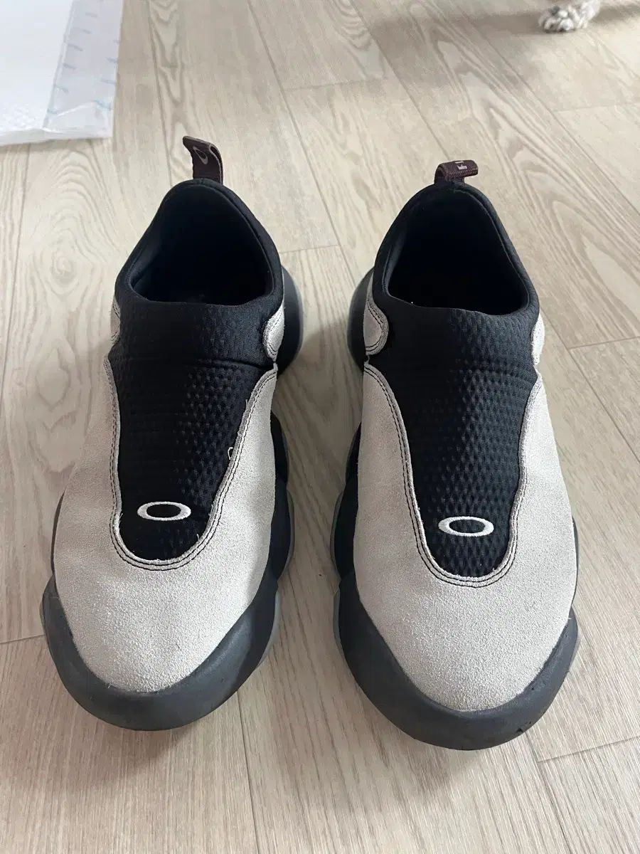 オークリー ファクトリー チーム x ブレイン デッド フラッシュ 白 バーチ 265