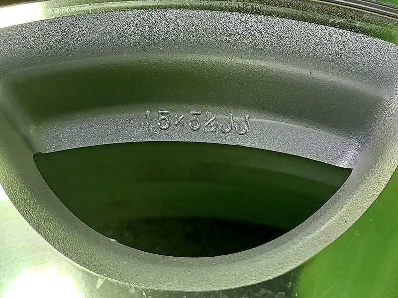 トヨタ TOYOTA クラウン 1本 ホイール アルミ ポリッシュ 15インチ 5 J 5穴 114 3 60 42611 43010 ディーゼル プラグインハイブリッド