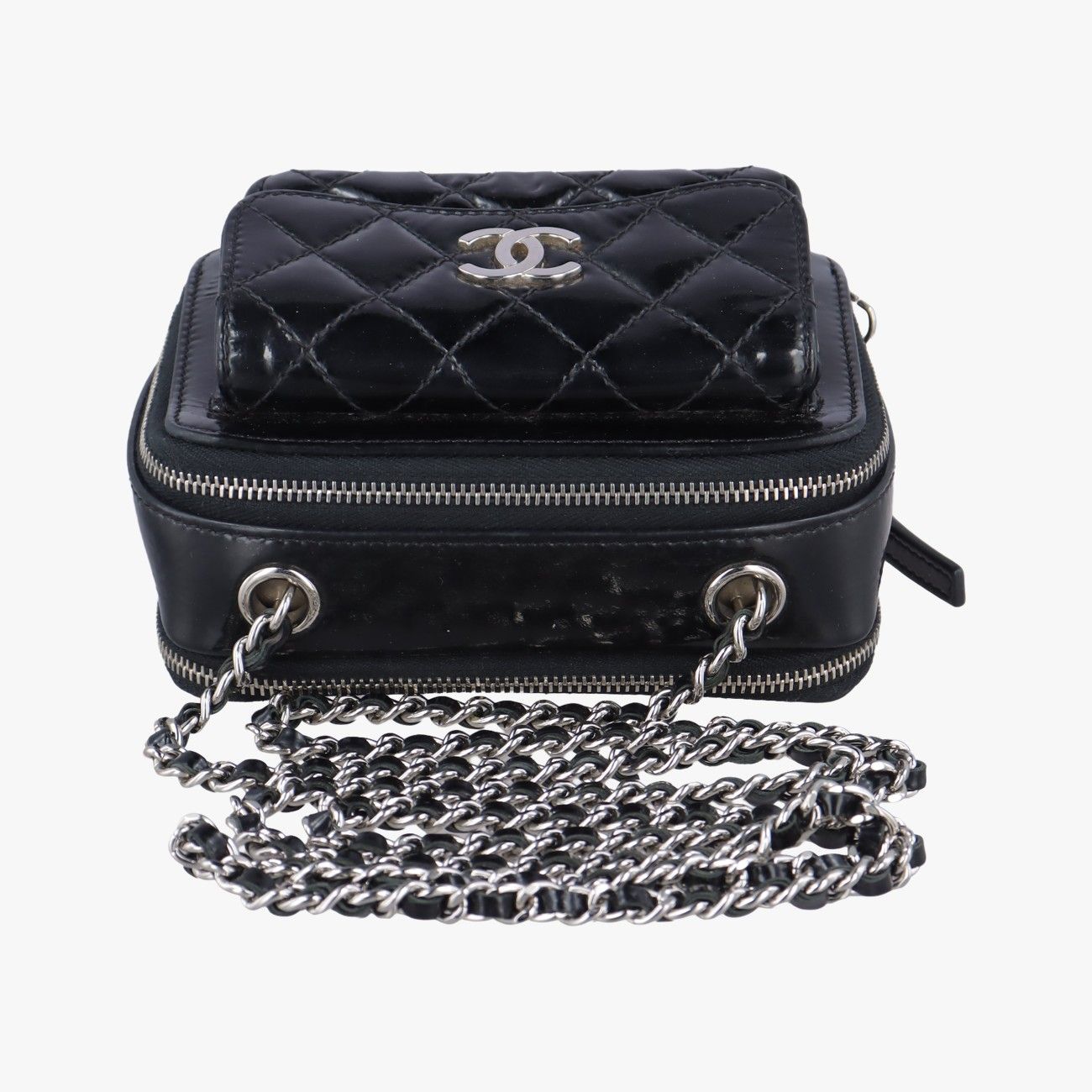 シャネルChanelマトラッセ メタリック カメラ ブラック エナメル