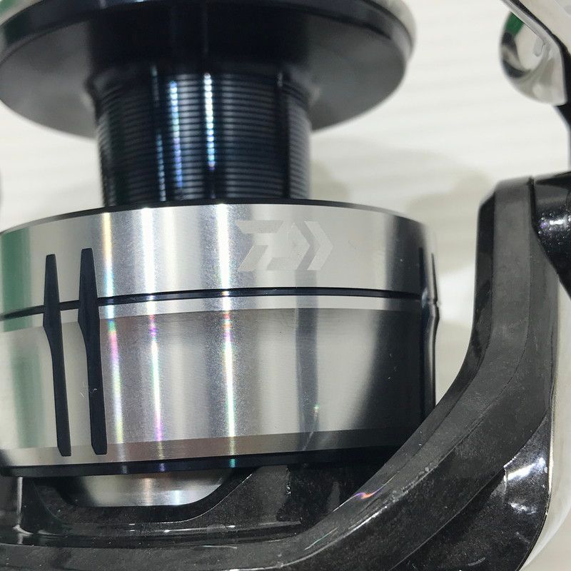 DAIWA　21　CERTATE SW　8000-H　中古品　ライン付き 中古品】DAIWA ダイワ 21 CERTATE セルテート SW 8000-H スピニング