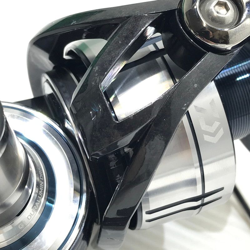 中古品】DAIWA ダイワ 21 CERTATE セルテート SW 8000-H スピニング