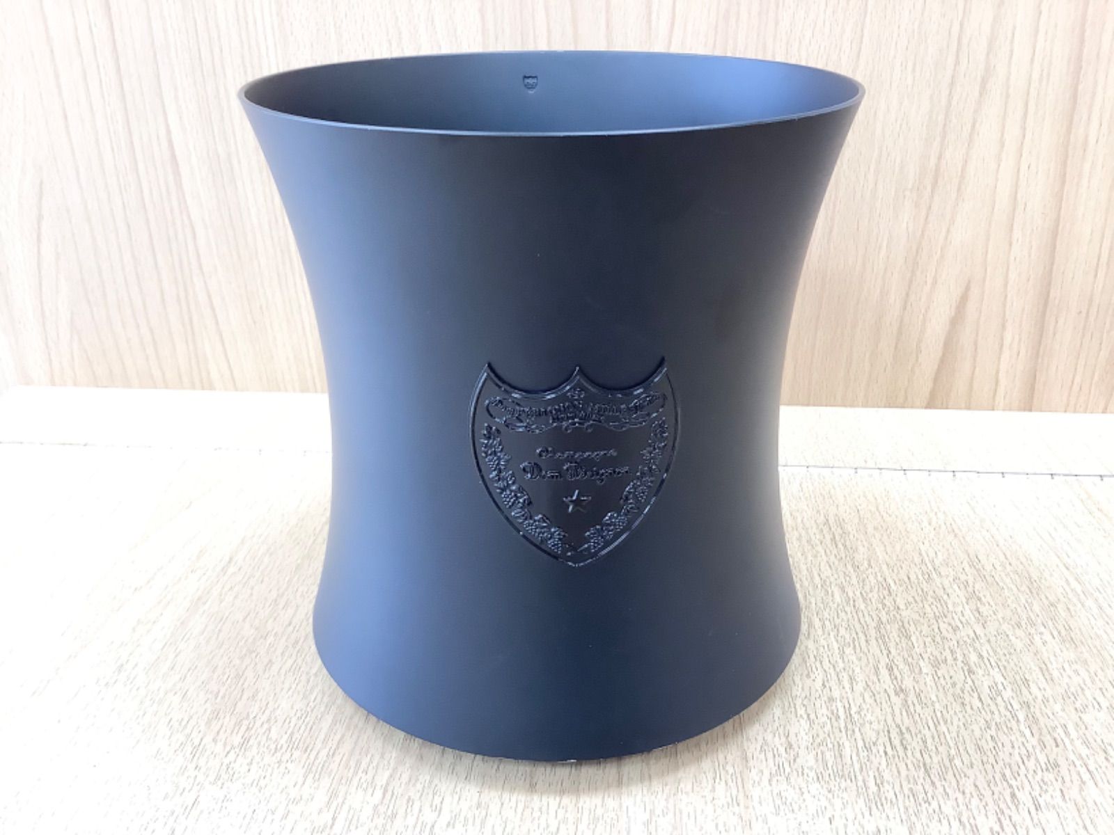 ドンペリニヨン シャンパンクーラー 黒 中古 - メルカリ