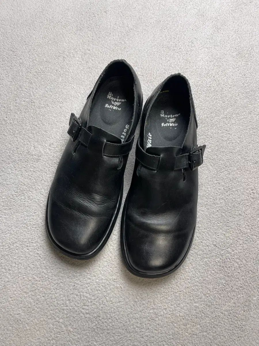 42 DR MARTENS ドクターマーチン パトリシア lll 270 275