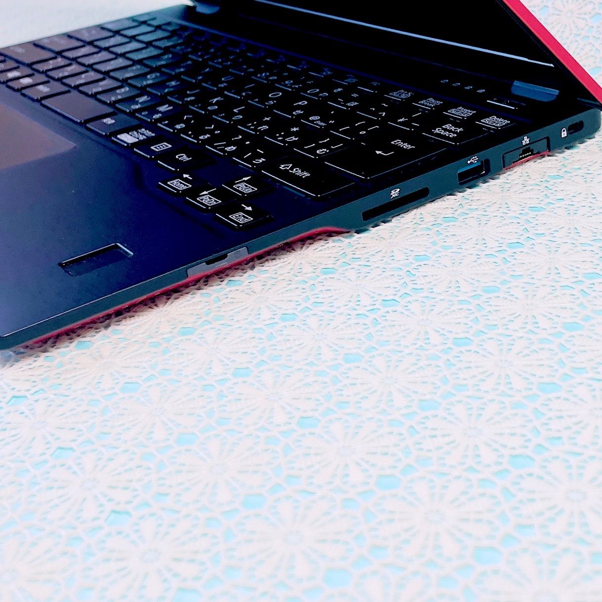 お得クーポン有‼️】Windows11対応✨️小型軽量 薄型ノートパソコン