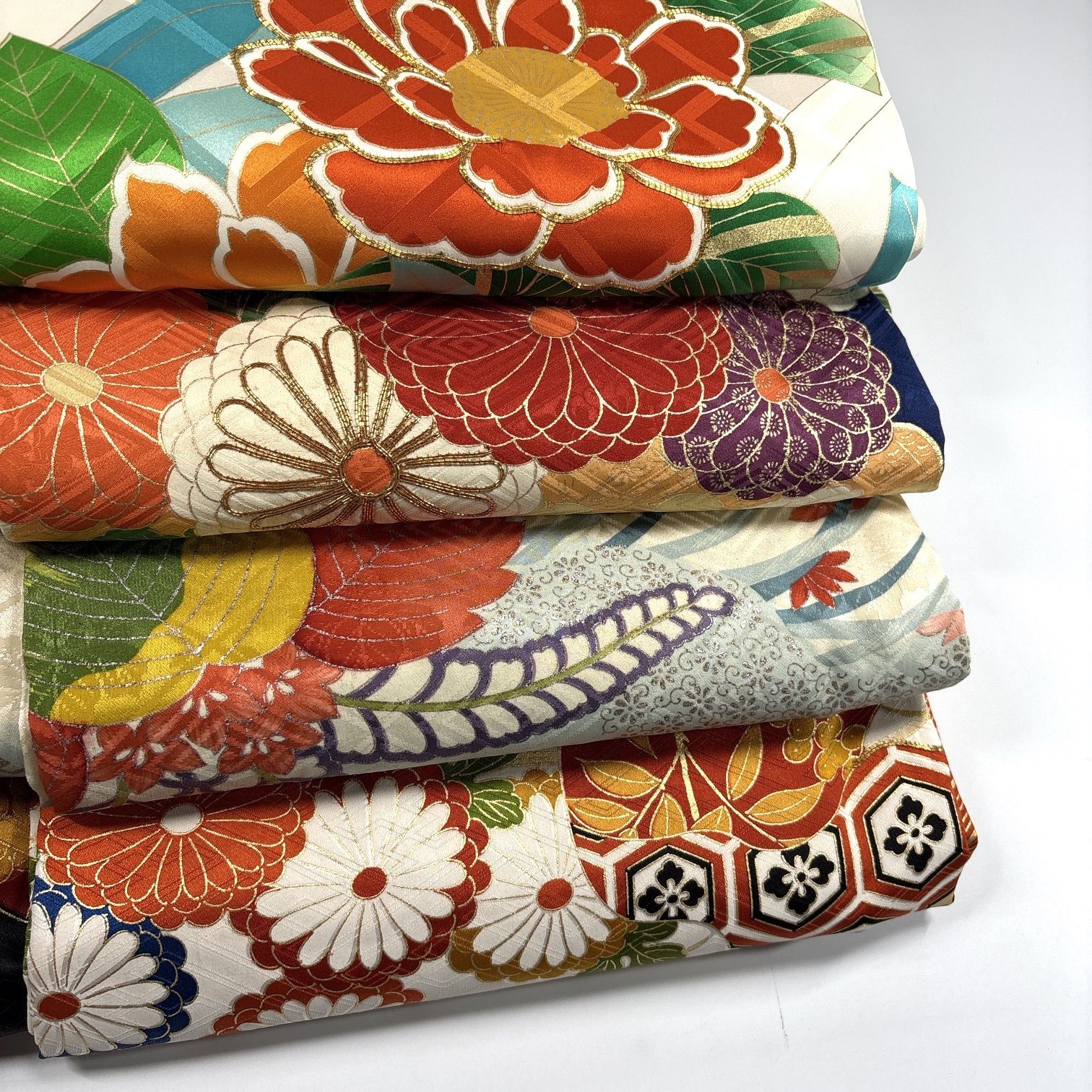 振袖 4枚 正絹 着物まとめ売り 同梱購入歓迎 リメイク用 着付け練習用