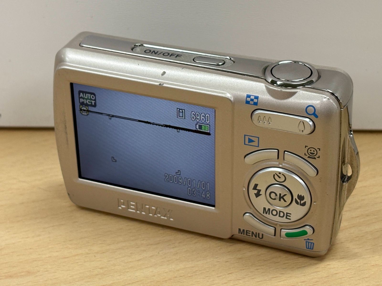 PENTAX｜ペンタックス OptioE70｜乾電池式デジカメ｜コンパクト