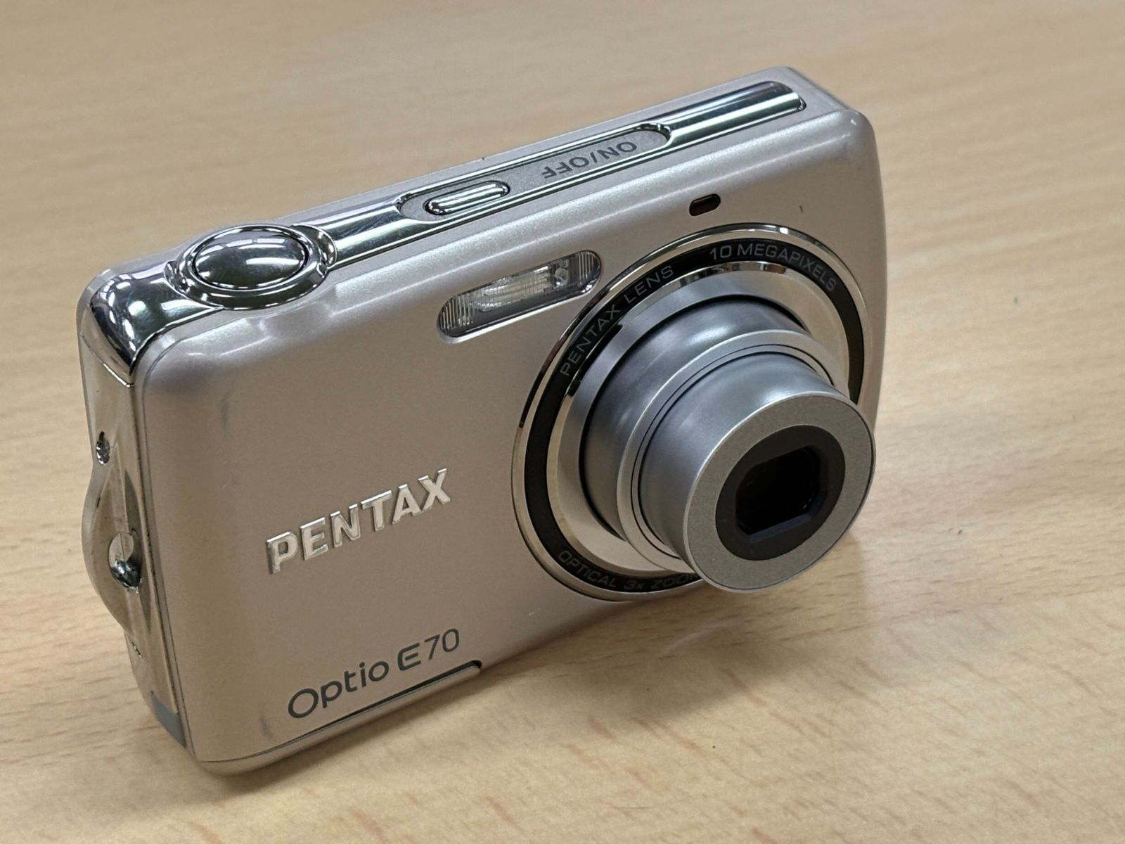 PENTAX｜ペンタックス OptioE70｜乾電池式デジカメ｜コンパクト