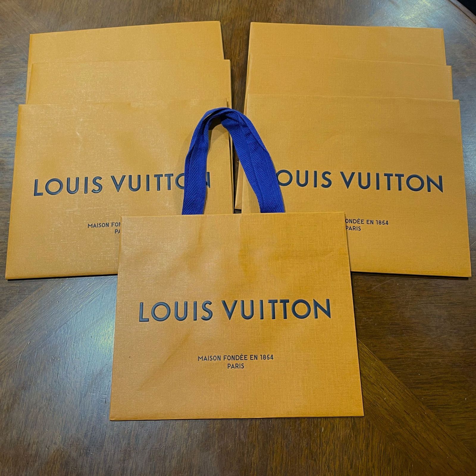 LV ショッパー
