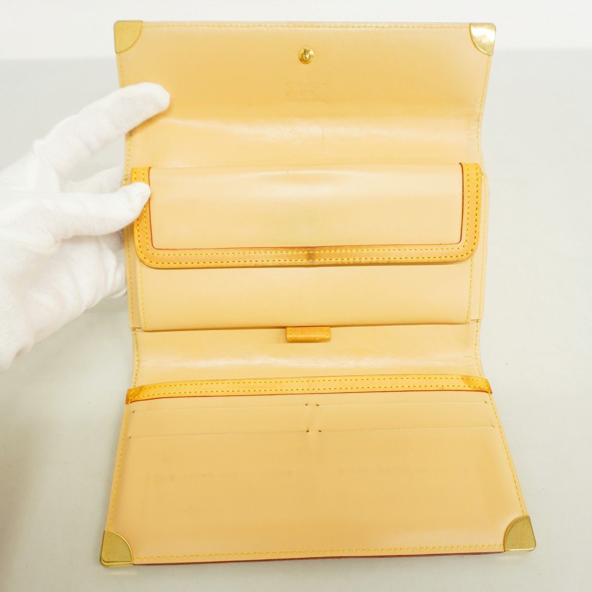 5oe5877】ルイヴィトン 三つ折り長財布 モノグラム・マルチカラー