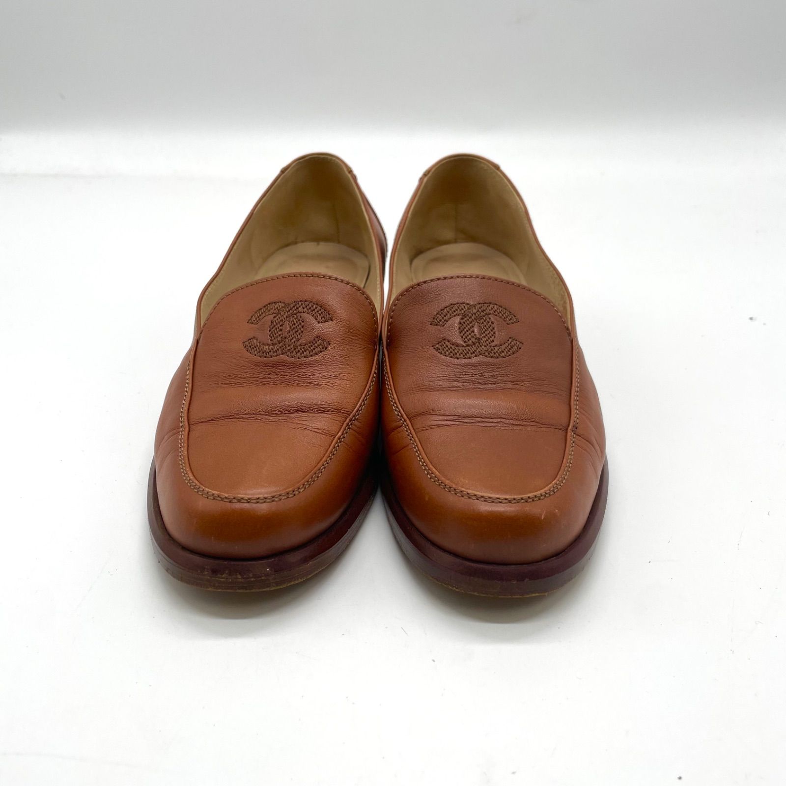 CHANEL シャネル ロゴスエード ローファー ココマーク CHANEL シャネル ローファー ヴィンテージ ステッチ ココマーク 22cm