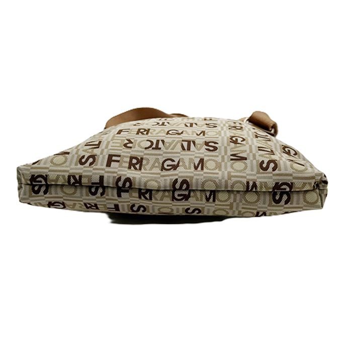 Salvatore Ferragamo フェラガモ ショルダーバッグ キャンバス