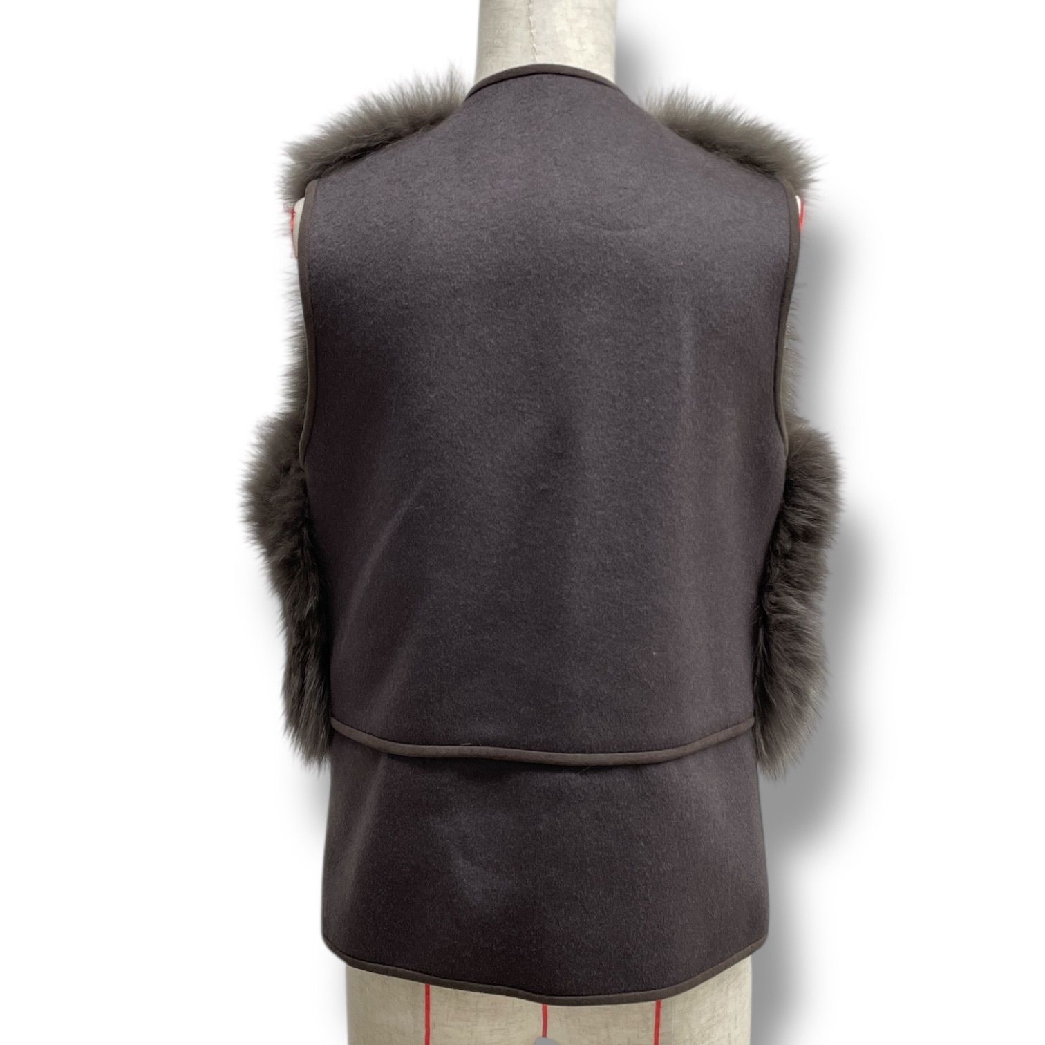 Sov. ソブ ブルーフォックスファー ベスト ジレ リアルファー ファー