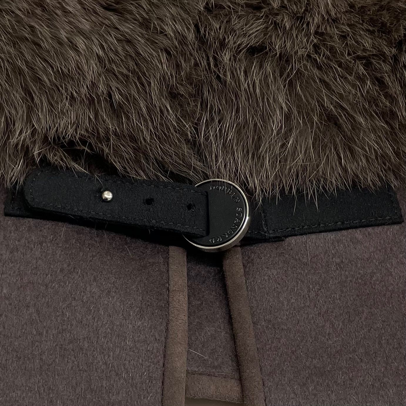 Sov. ソブ ブルーフォックスファー ベスト ジレ 36 ブラウン Sov. ソブ ブルーフォックスファー ベスト ジレ 36 ブラウン - メルカリ