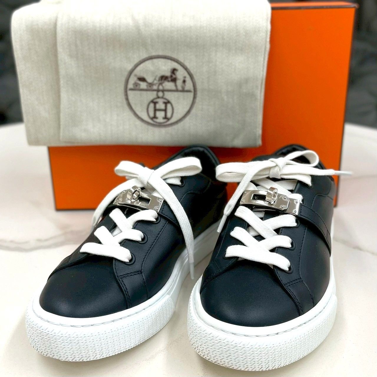 美品☆ エルメス デイ スニーカー 黒 ケリー レザー サイズ22.5cm