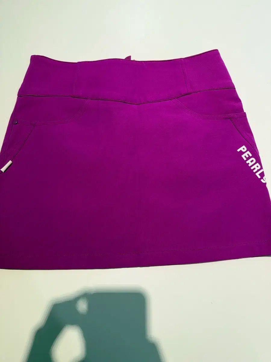パーリーゲイツ レディース ゴルフ スカートです