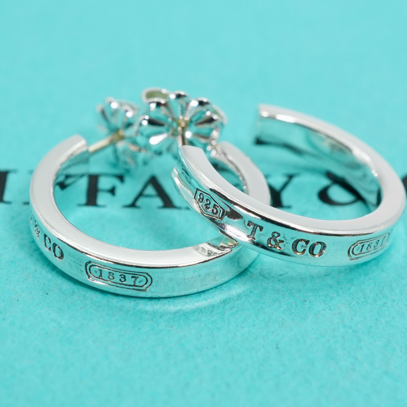 極美品 ティファニー 1837 ナロー フープ ピアス スモール/25-2359