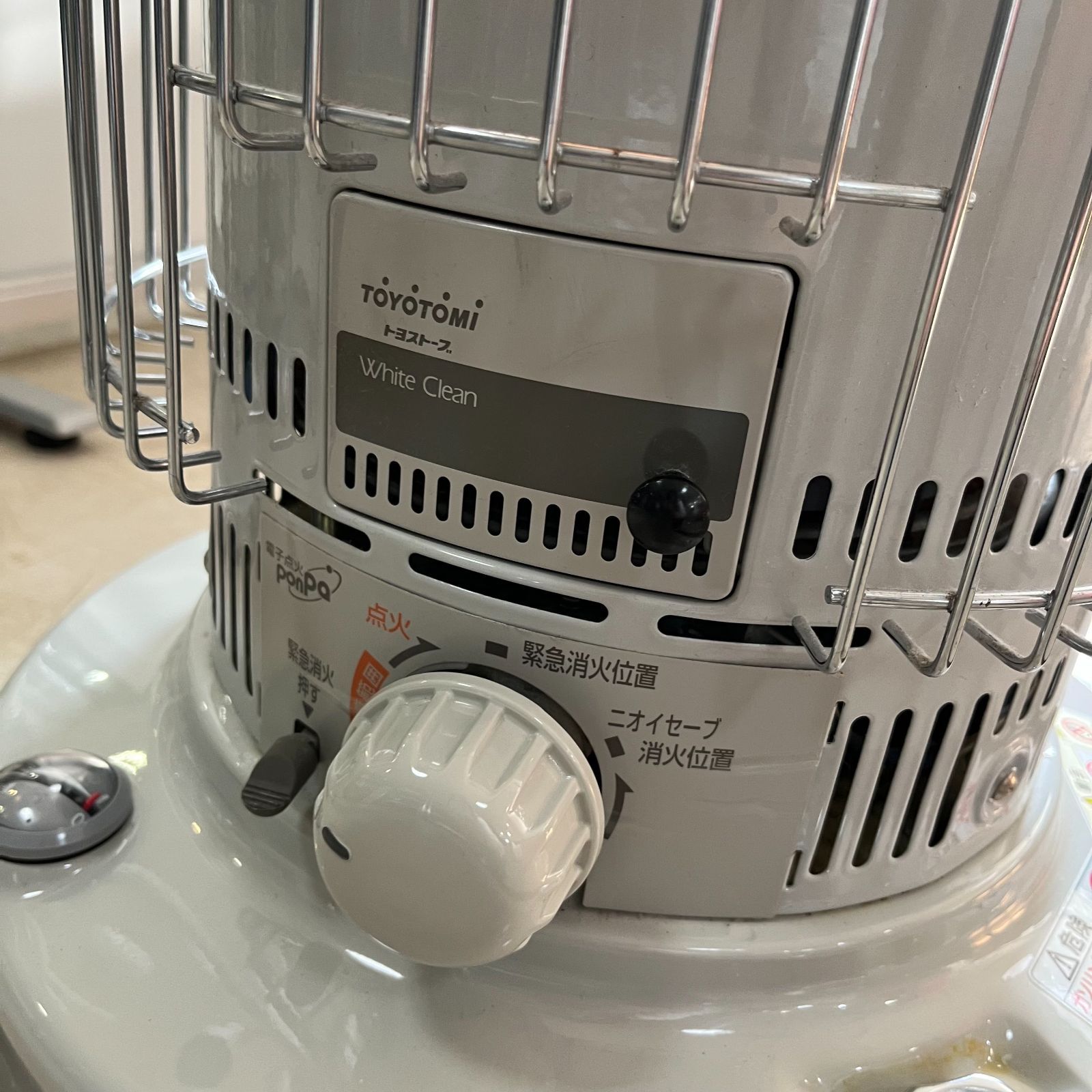中古 ○トヨトミ/ TOYOTOMI○ 対流型 石油ストーブ KS-67H(W) ホワイト