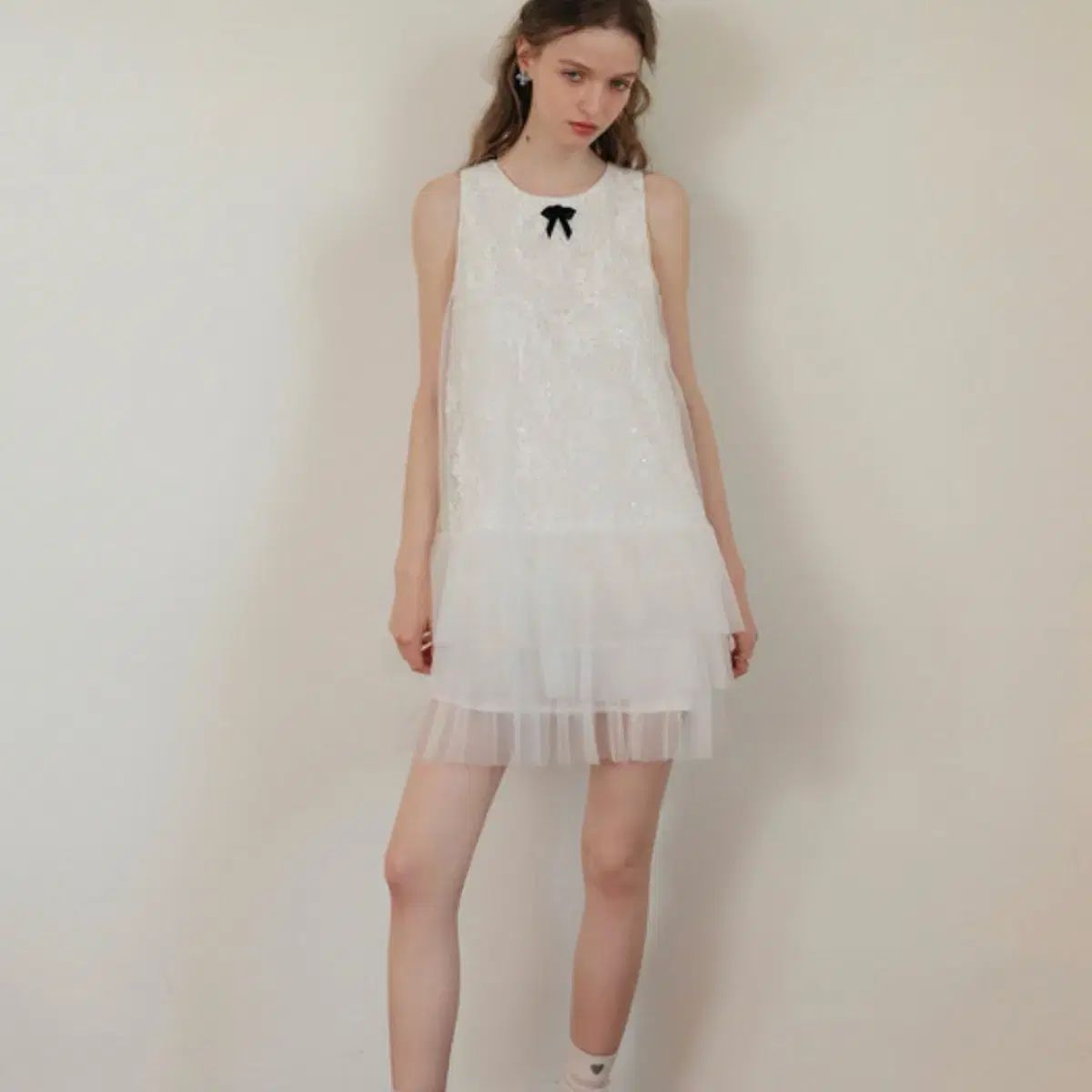 セミュアドゥ Lace sequin mesh sleeveless dress