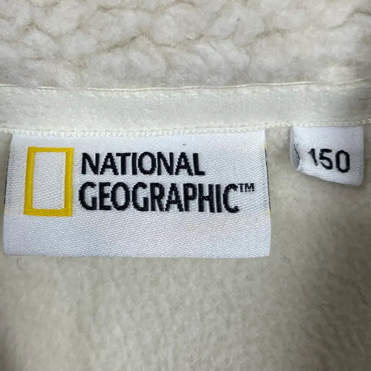 ジュニアアウター ナショナルジオグラフィック フリース