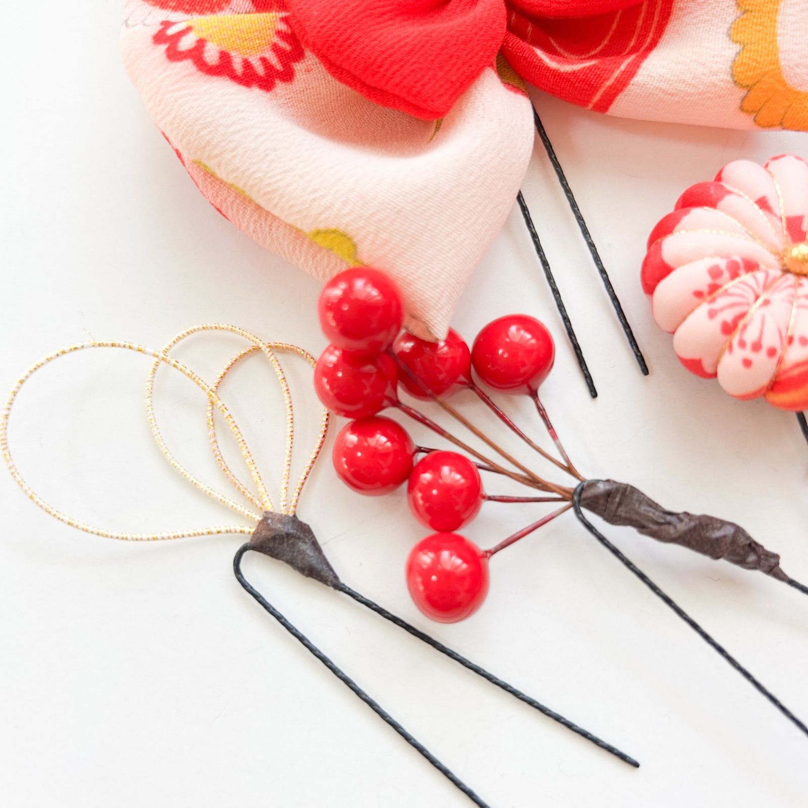 511〕七五三髪飾り ヘッドドレス 卒業式 成人式 - メルカリ