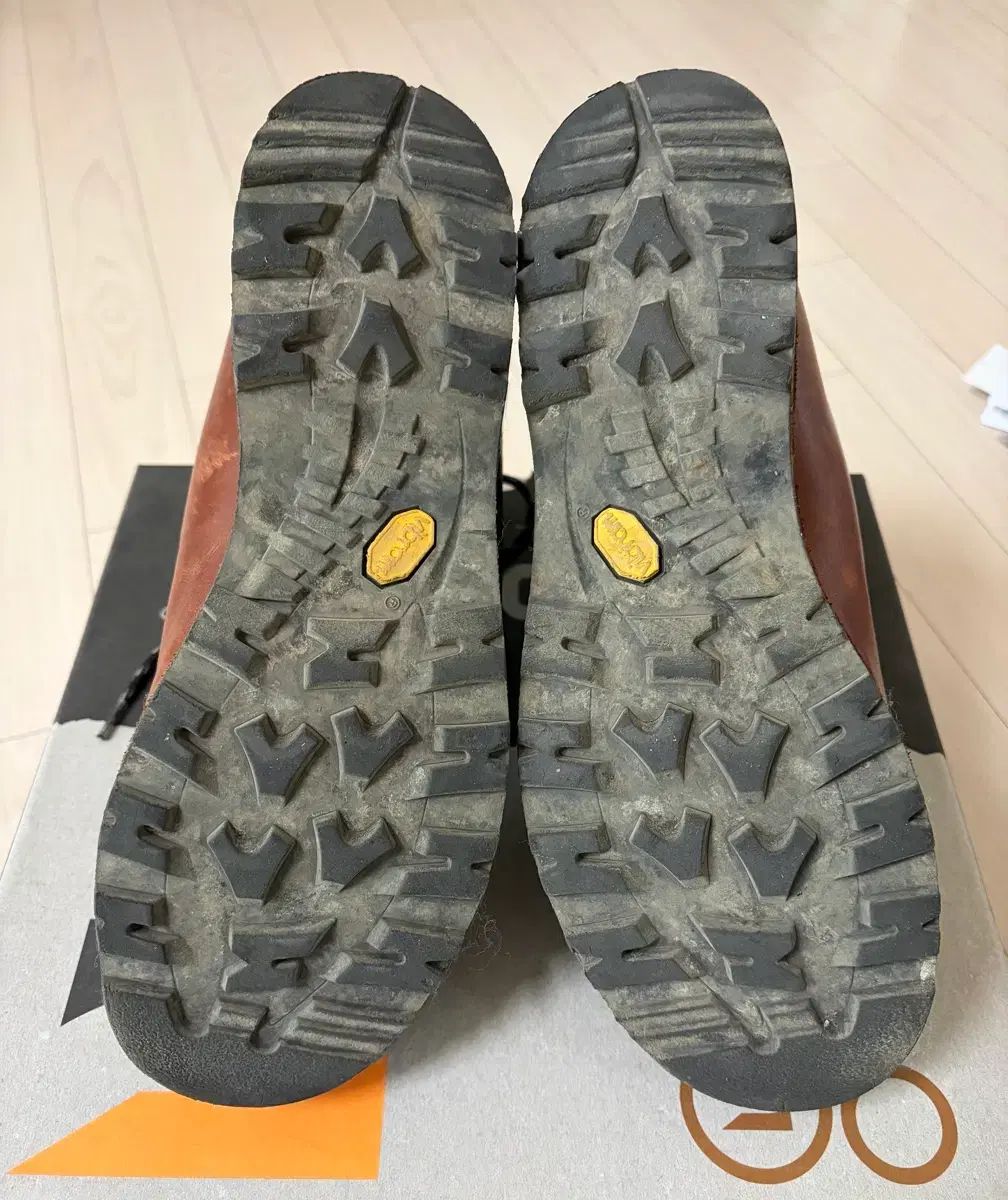  ザン ン トゥーファン 265 eur 42 登山靴 トレッキングシューズ アウトドアシューズ