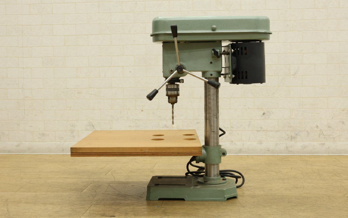 マキタ makita 卓上ボール盤 TB-130 配送不可 併 N