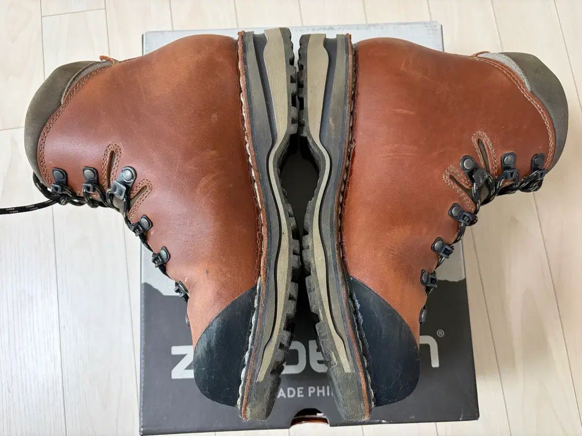  ザン ン トゥーパン 250 eur 39 登山靴 トレッキングシューズ アウトドアシューズ