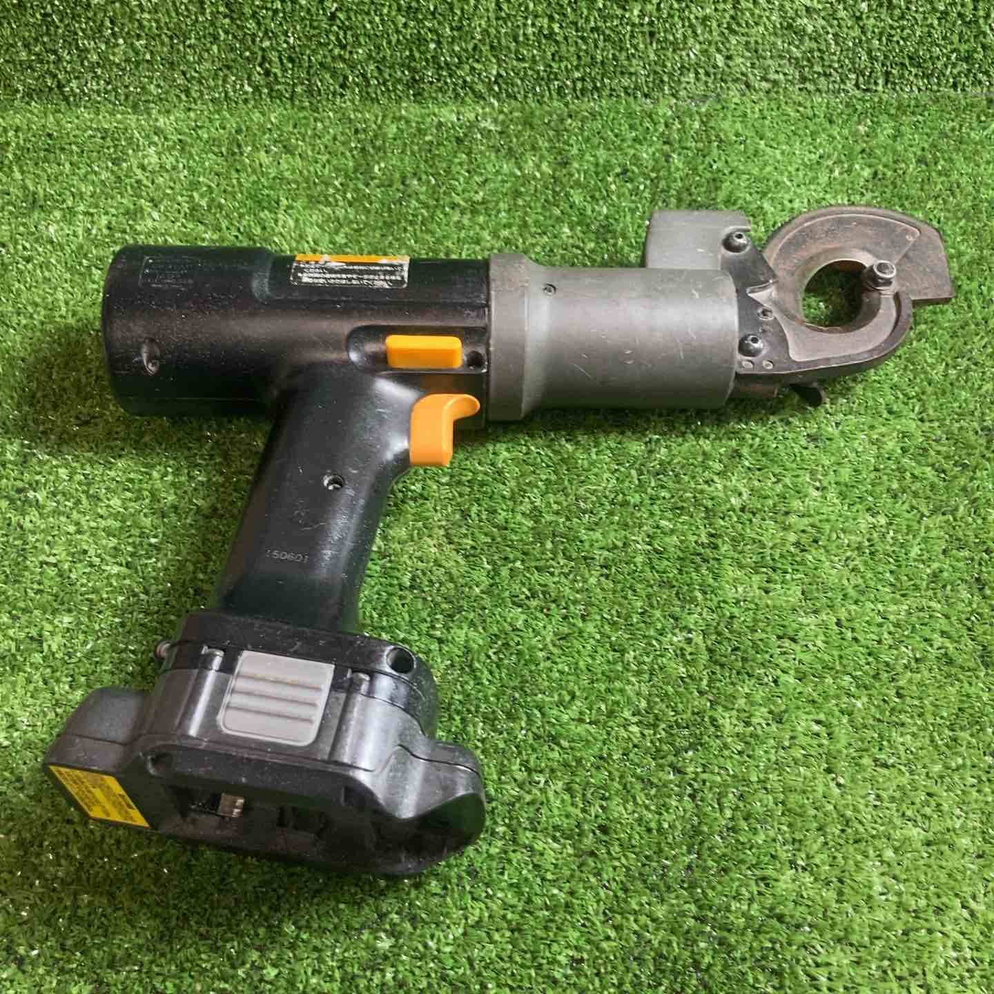 パナソニック Panasonic コードレスケーブルカッター EZ 3591