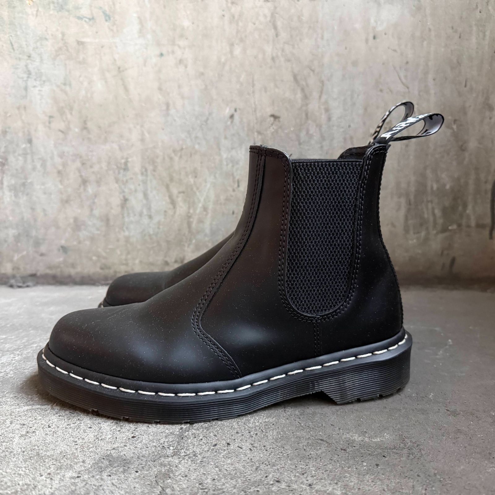 Dr.Martensドクターマーチン[APAC限定］チェルシーブーツ28cm Dr.Martens APAC限定 2976 ホワイトステッチ チェルシーブーツ